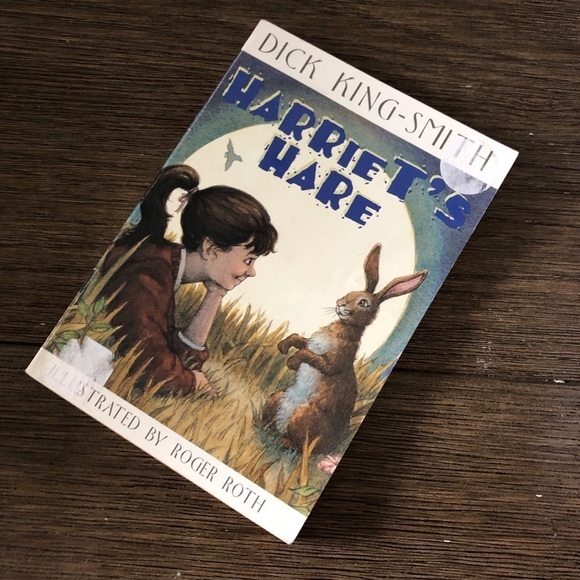 Harriet’s Hare by: Dick King-Smith paperback book - Picture 1 of 3